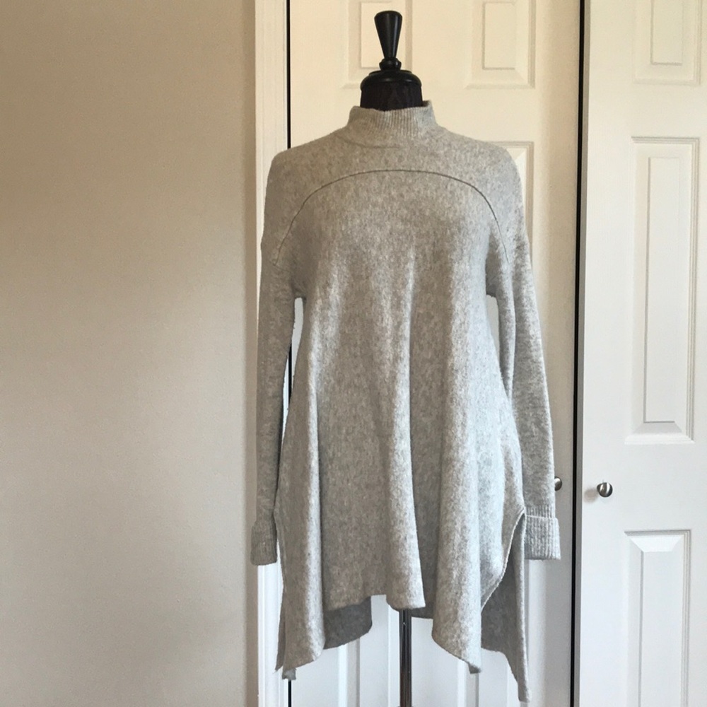 Artisan NY Tunic Turtleneck Sweater